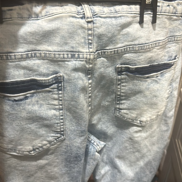 Legendary status jeans - Picture 8 of 11